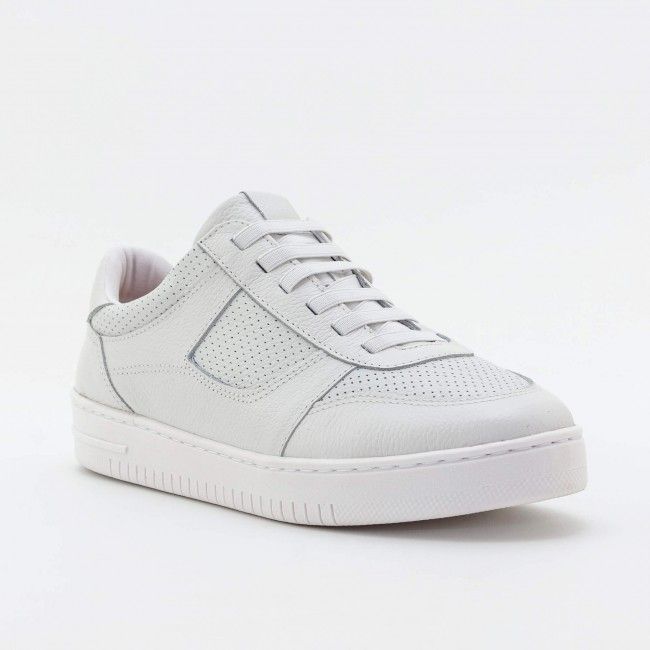 Tênis com Recortes em Couro Branco Tênis com Recortes em Couro Branco