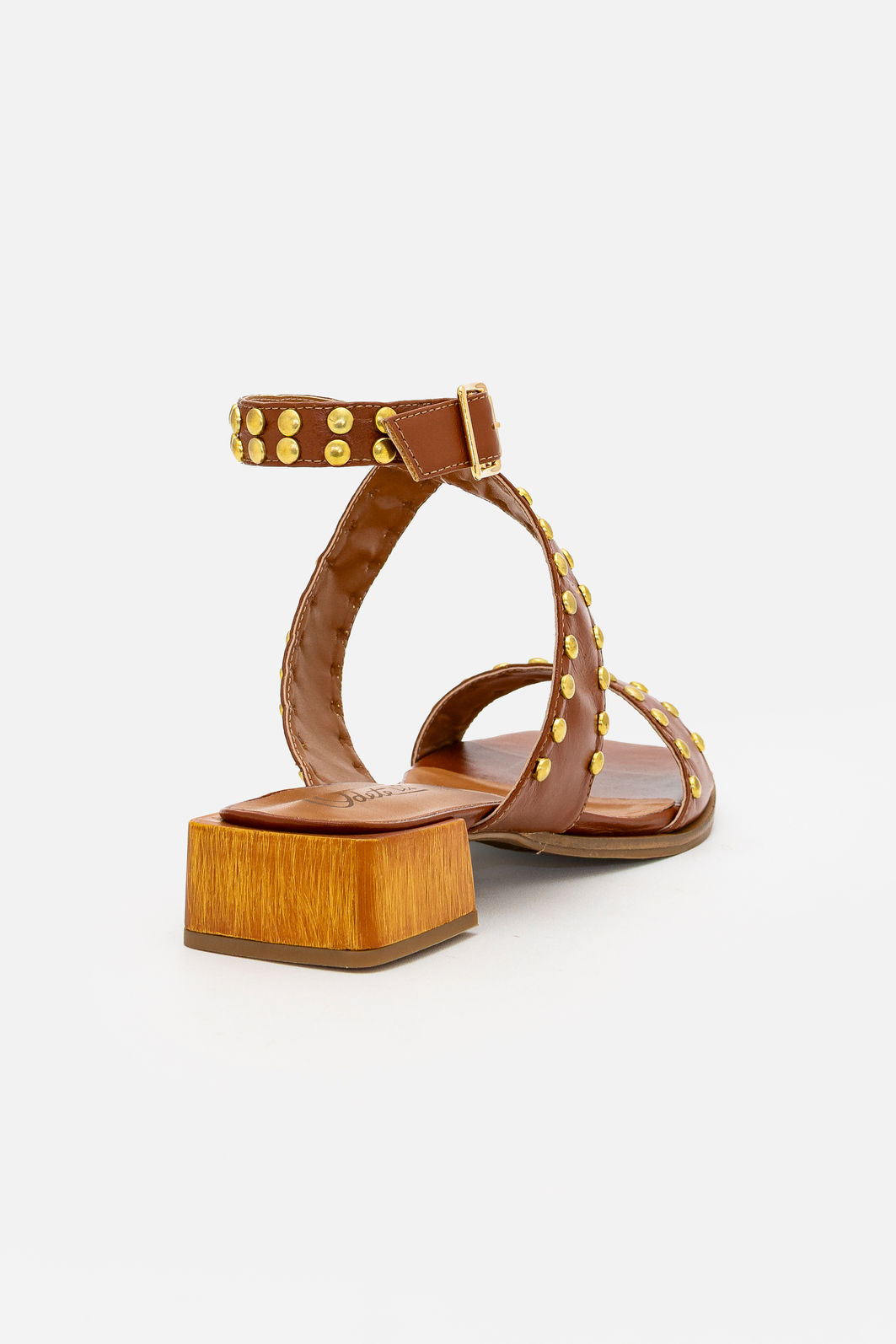 Sandália em Couro com Rebites Moderna Tostado Sandália em Couro com Rebites Moderna Tostado