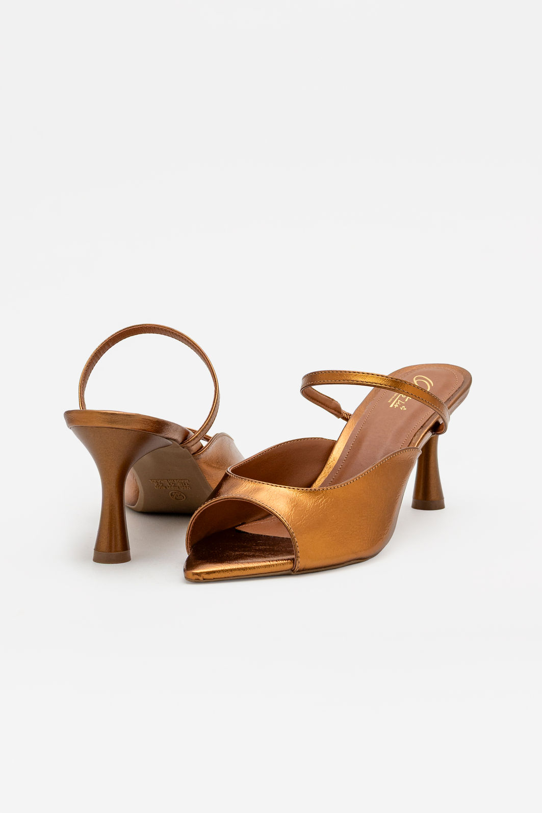 Mule com Salto Taça Elegante Bronze Mule com Salto Taça Elegante Bronze
