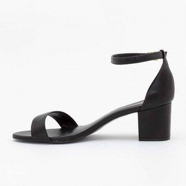 Sandália Tem Que Ter Delicada Preta Sandália Tem Que Ter Delicada Preta