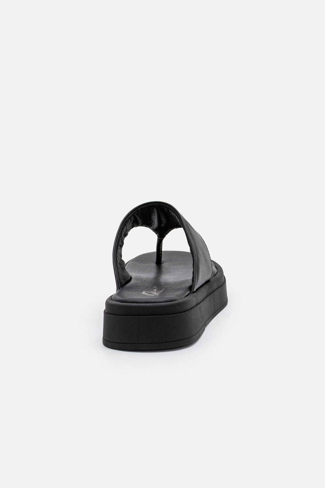 Mule Flatform de Dedo Preto Mule Flatform de Dedo Preto