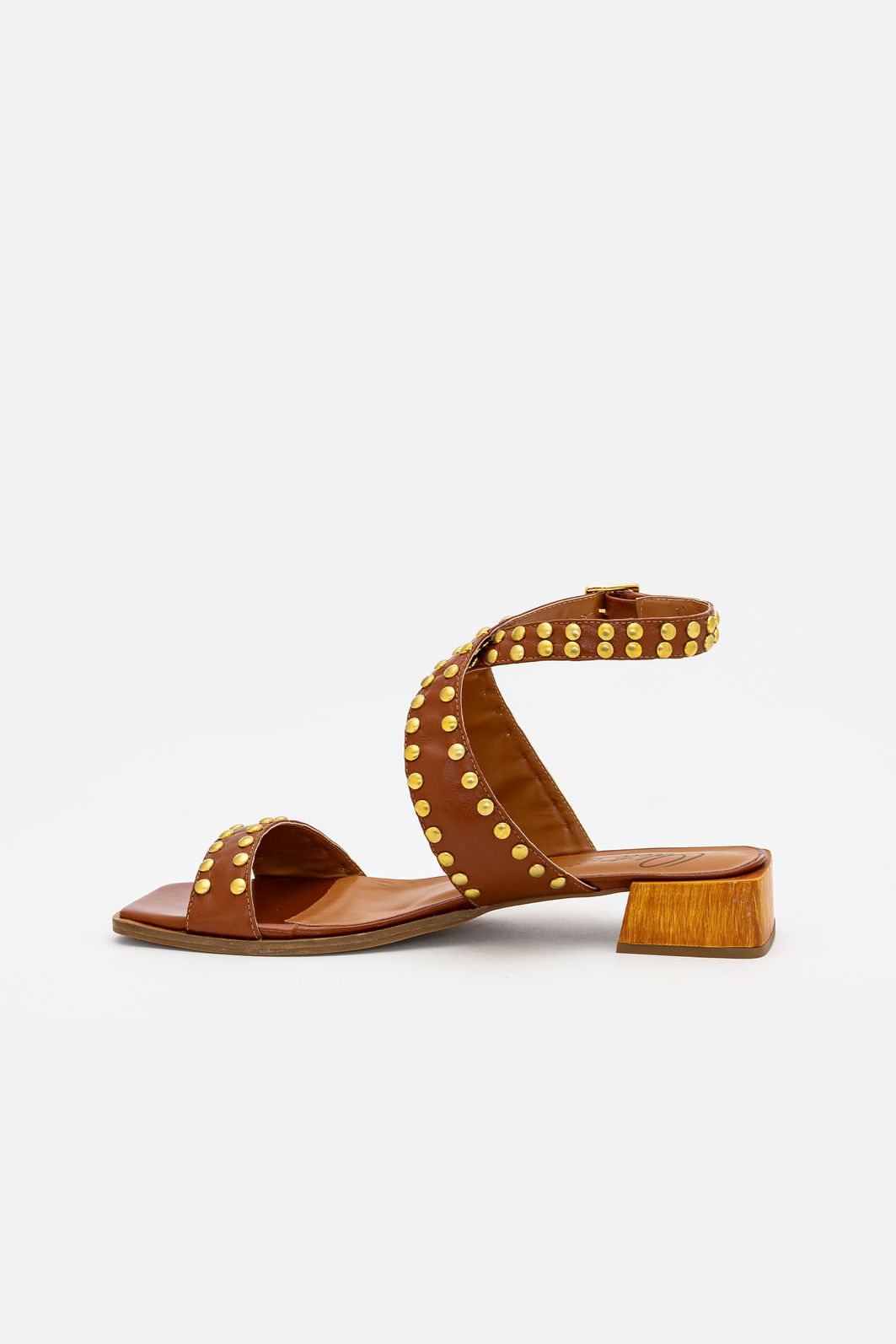 Sandália em Couro com Rebites Moderna Tostado Sandália em Couro com Rebites Moderna Tostado