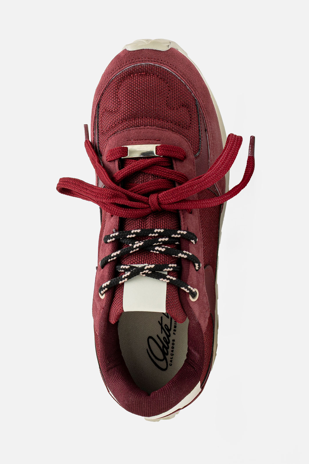 Tênis Jogger Estiloso Bordô