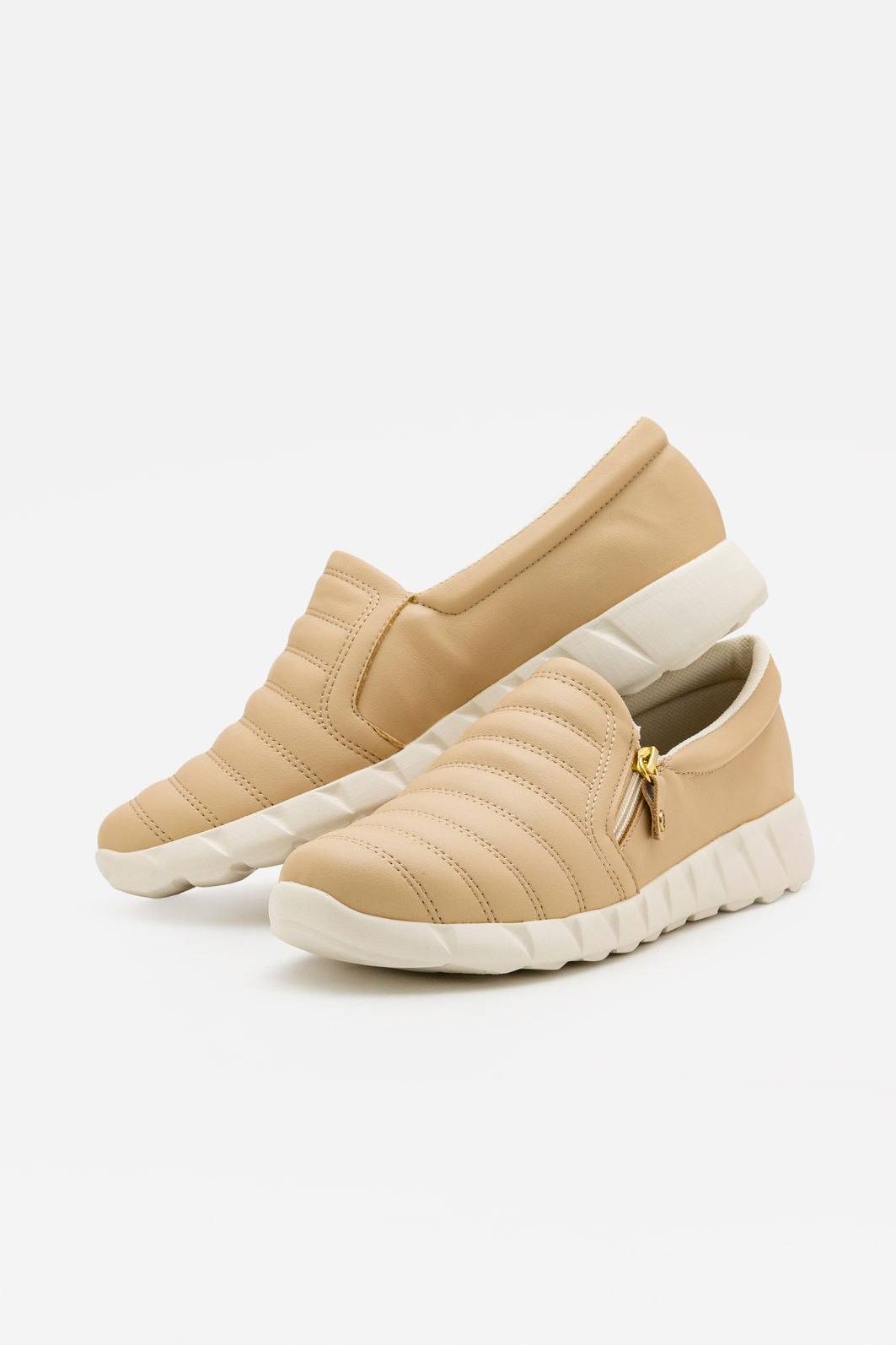 Tênis Slip On Piccadilly com Zíper Lateral Amêndoa Tênis Slip On Piccadilly com Zíper Lateral Amêndoa