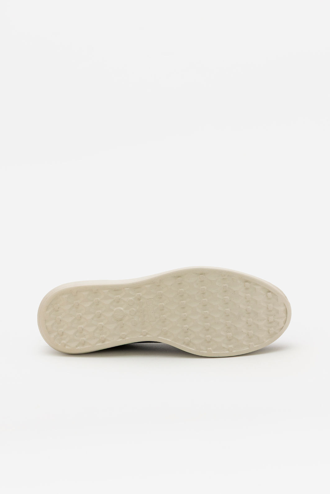 Tênis Slip On em Tricô Usaflex Preto Tênis Slip On em Tricô Usaflex Preto