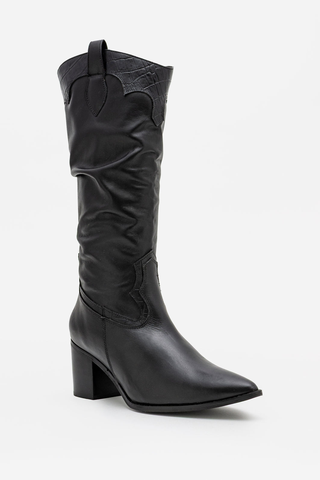 Bota em Couro Western Cano Longo Franzido Preta Bota em Couro Western Cano Longo Franzido Preta
