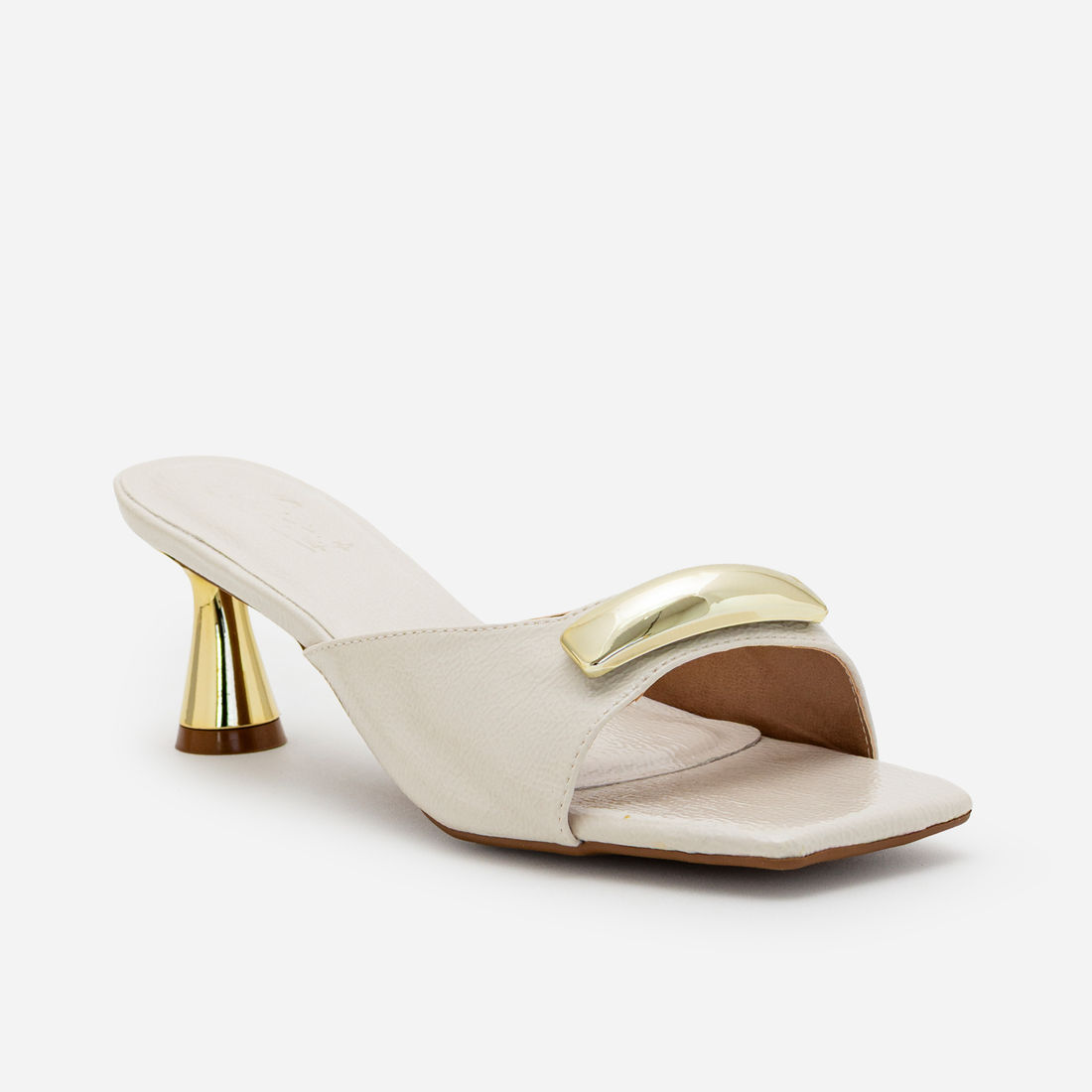 Mule com Enfeite e Salto Cromado Off White Mule com Enfeite e Salto Cromado Off White