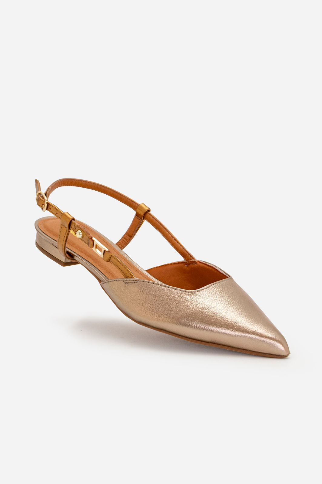 Slingback Elegante em Couro Prata Velho Slingback Elegante em Couro Prata Velho