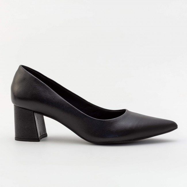 Scarpin Clássico em Couro Preto Scarpin Clássico em Couro Preto