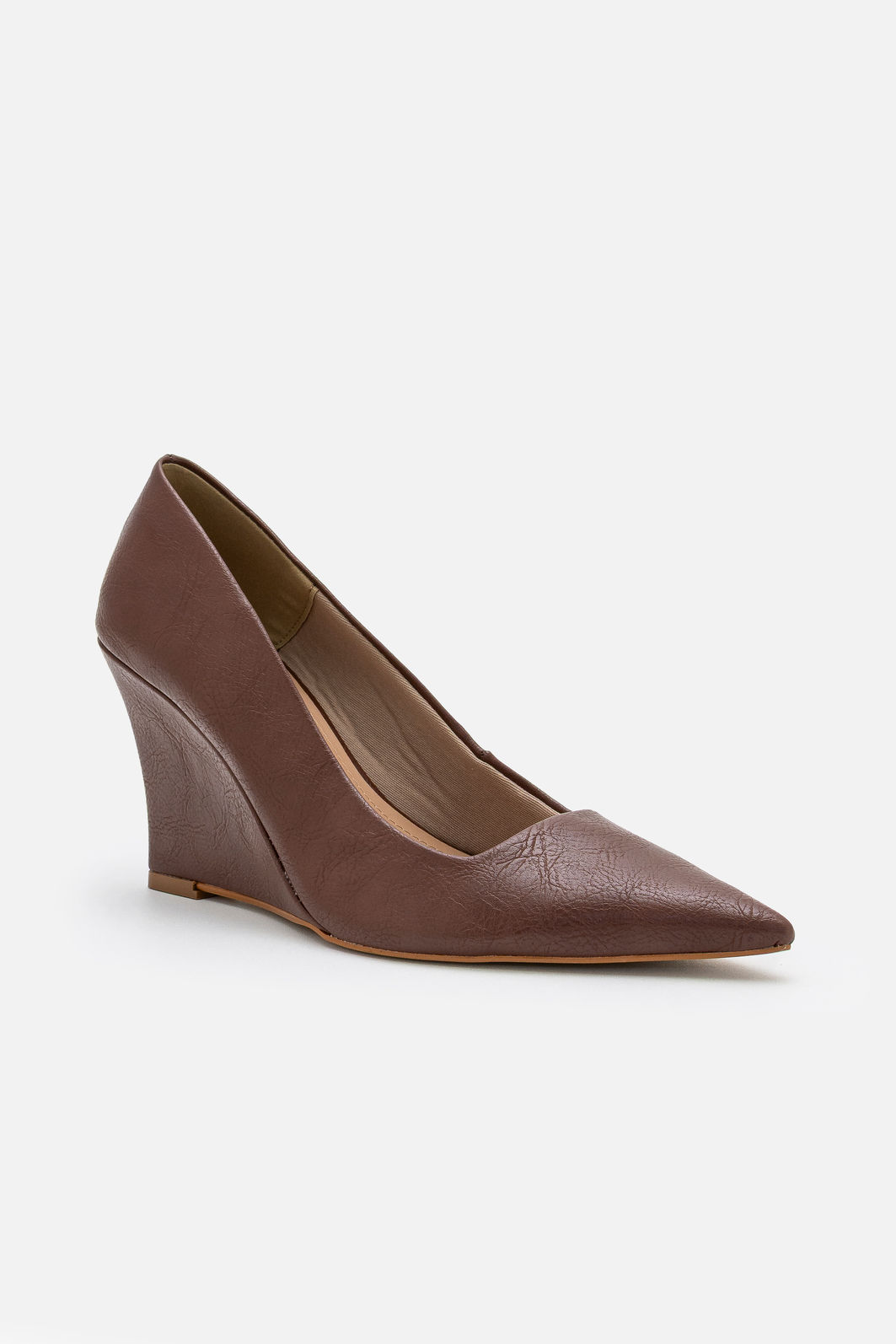 Scarpin com Salto Anabela Bico Fino Moderníssimo Café Scarpin com Salto Anabela Bico Fino Moderníssimo Café
