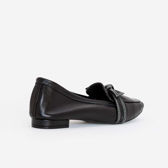 Mocassim em Couro com Lacinho Delicado Preto Mocassim em Couro com Lacinho Delicado Preto