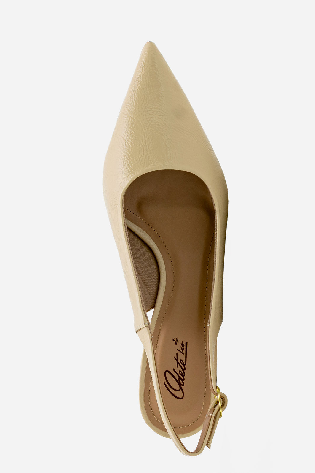 Slingback em Verniz com Salto Cromado Amêndoa Slingback em Verniz com Salto Cromado Amêndoa