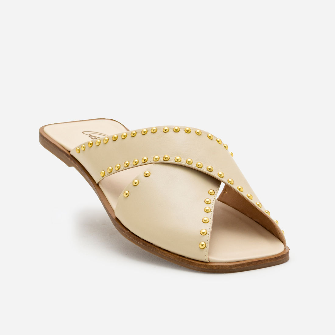 Rasteira em Couro com Rebites Moderna Off White Rasteira em Couro com Rebites Moderna Off White