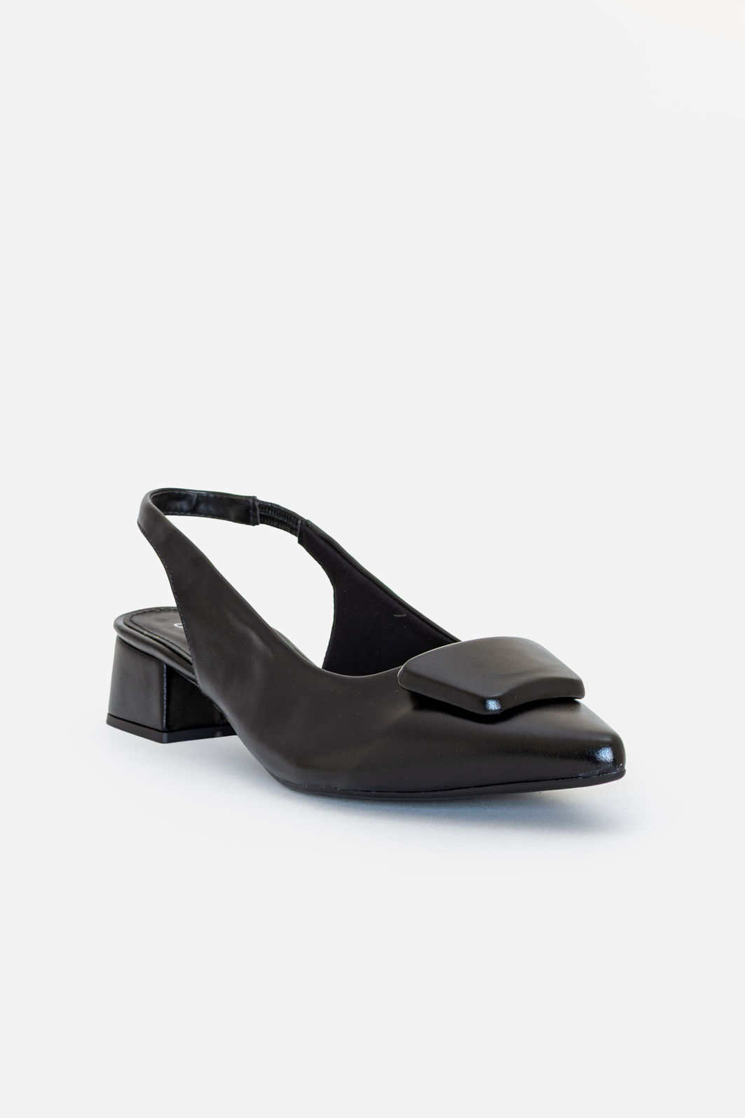 Slingback com Enfeite e Salto Baixo Preto Slingback com Enfeite e Salto Baixo Preto