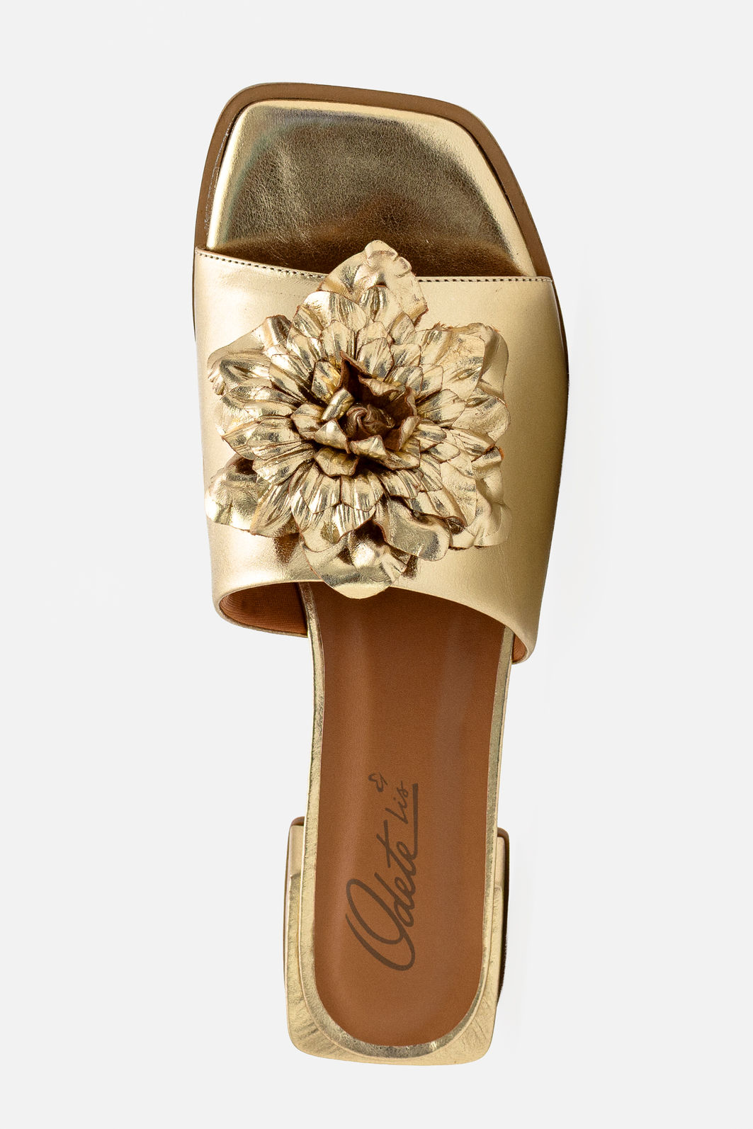 Mule em Couro com Max Flor Elegante Champagne Mule em Couro com Max Flor Elegante Champagne