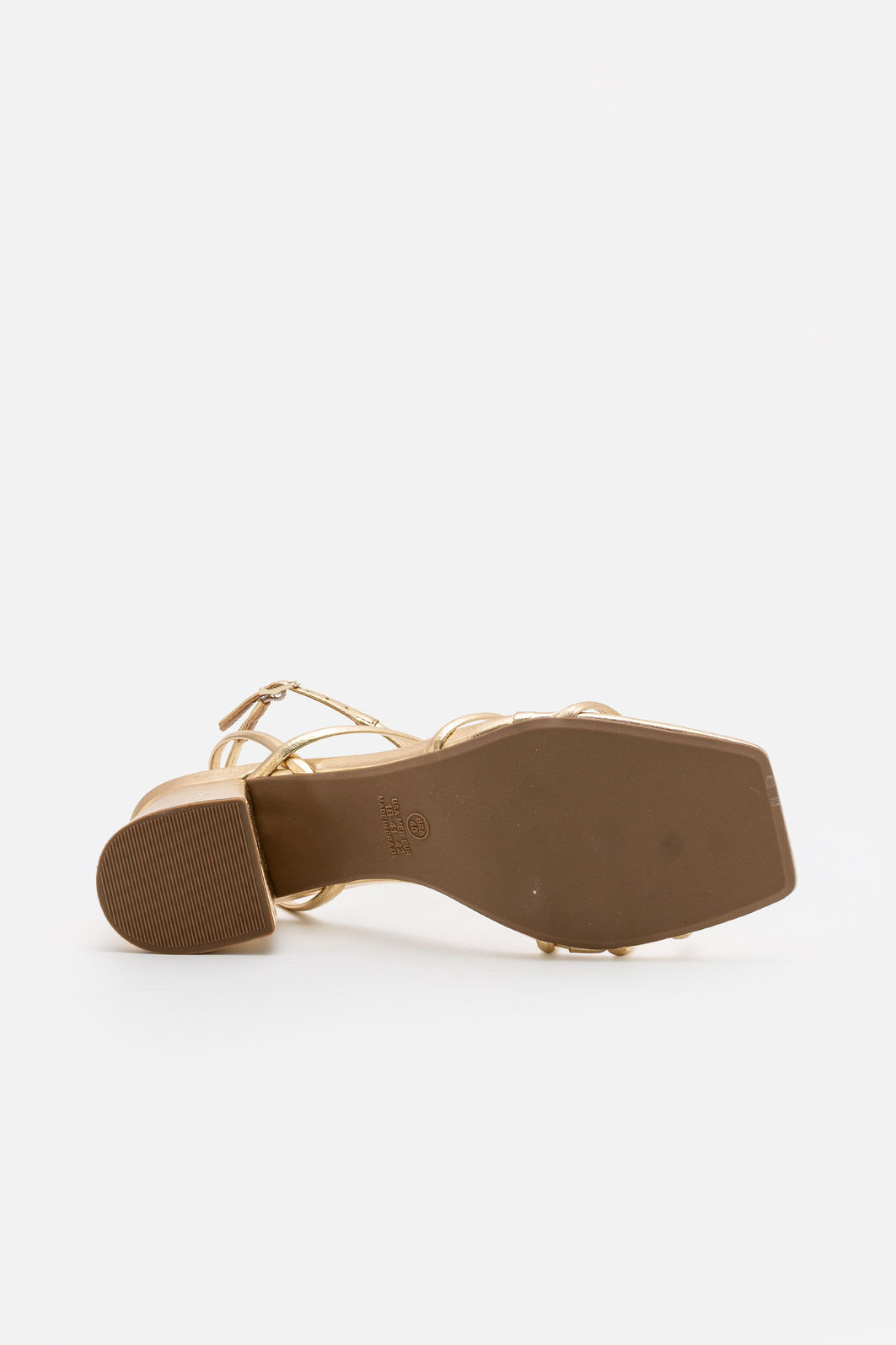 Sandália com Tiras Delicadas e Salto Bloco Champagne Sandália com Tiras Delicadas e Salto Bloco Champagne