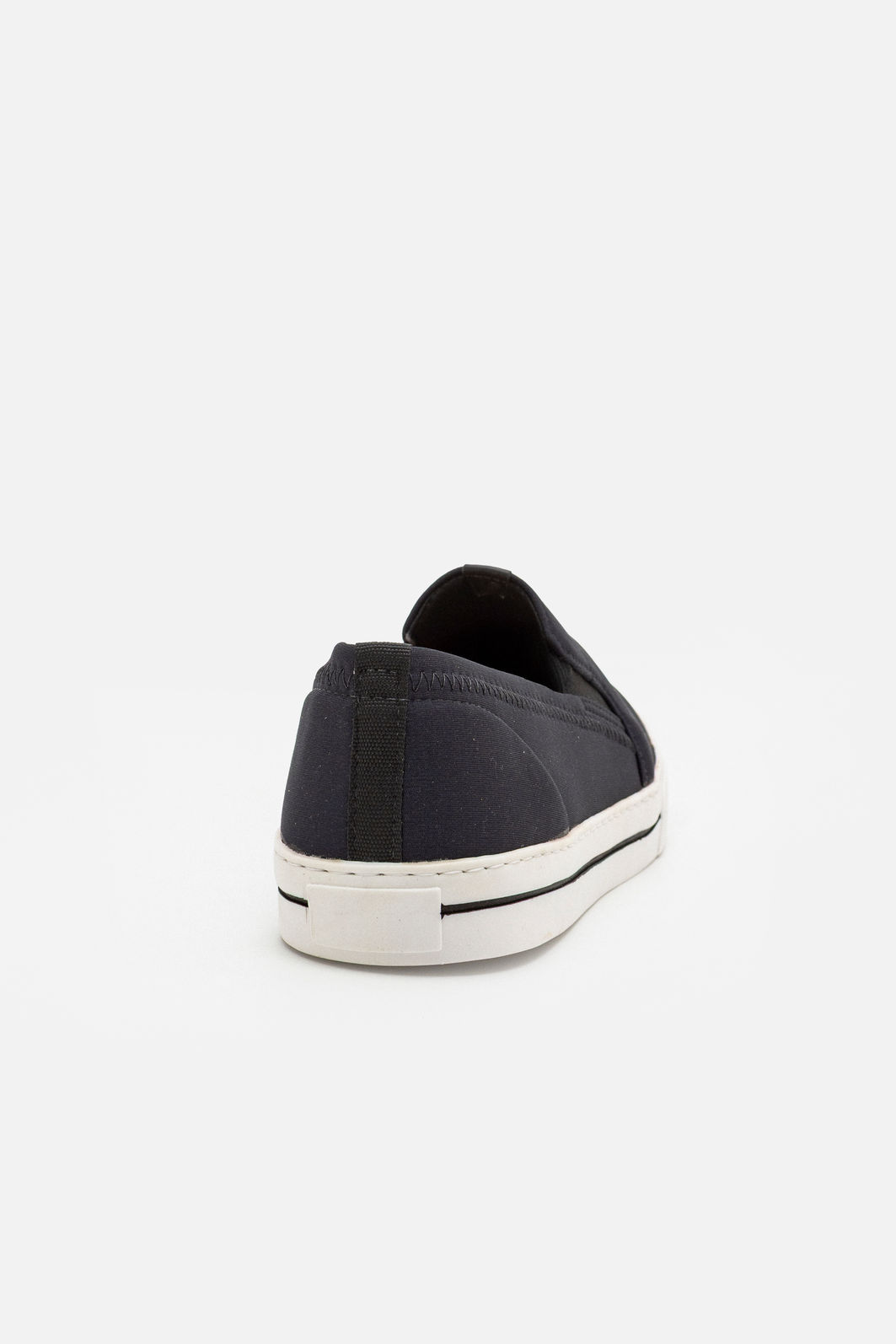 Tênis Slip On com Solado Alto Preto Tênis Slip On com Solado Alto Preto
