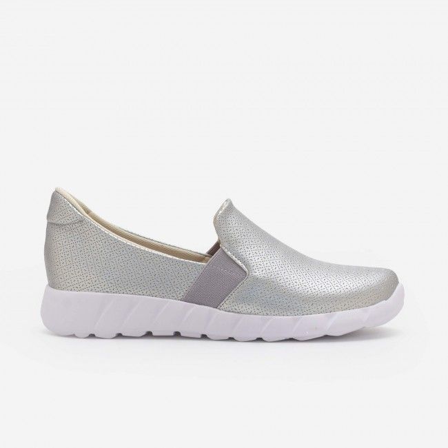 Tênis Slip On Comfort em Material Texturizado Prata Tênis Slip On Comfort em Material Texturizado Prata