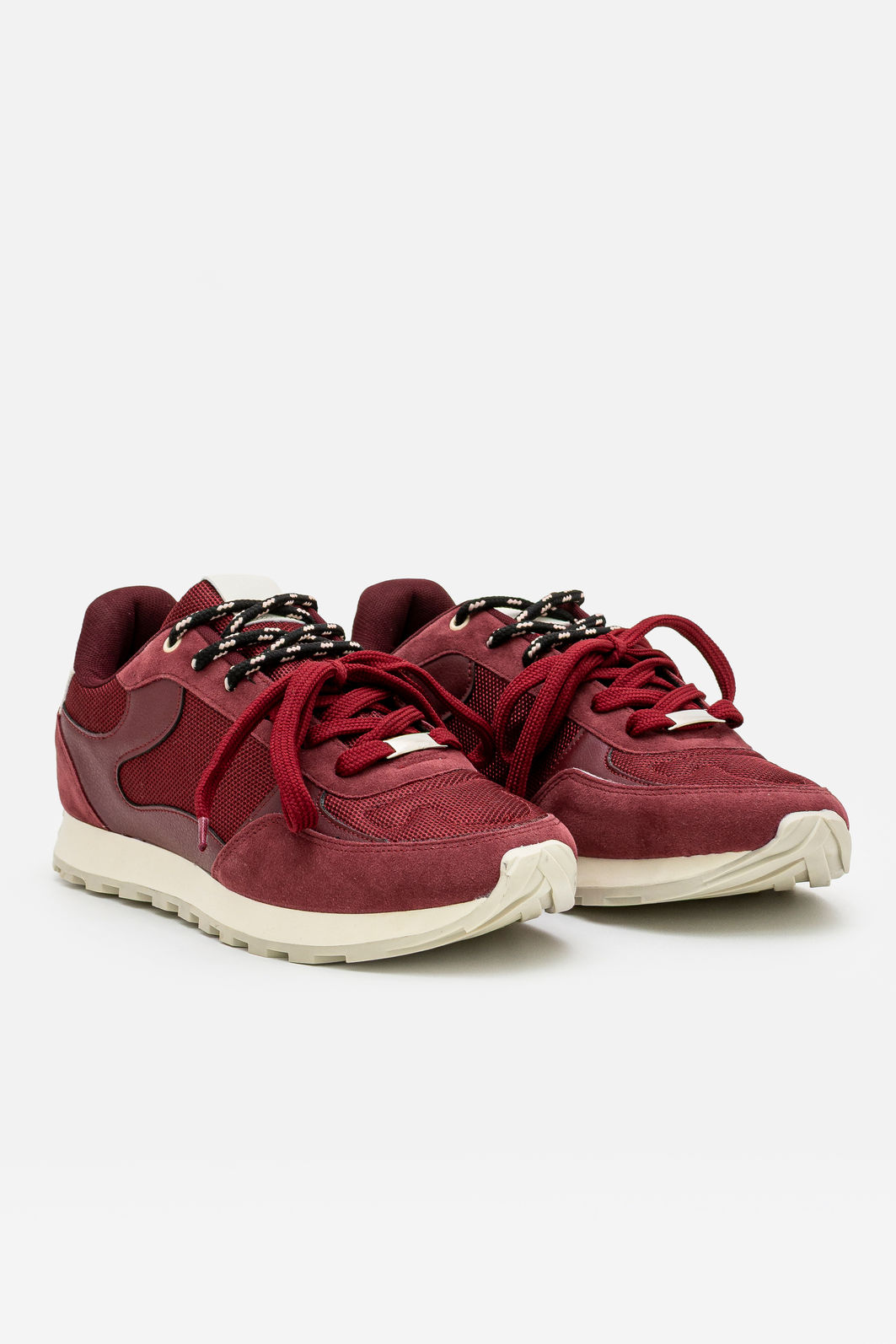 Tênis Jogger Estiloso Bordô