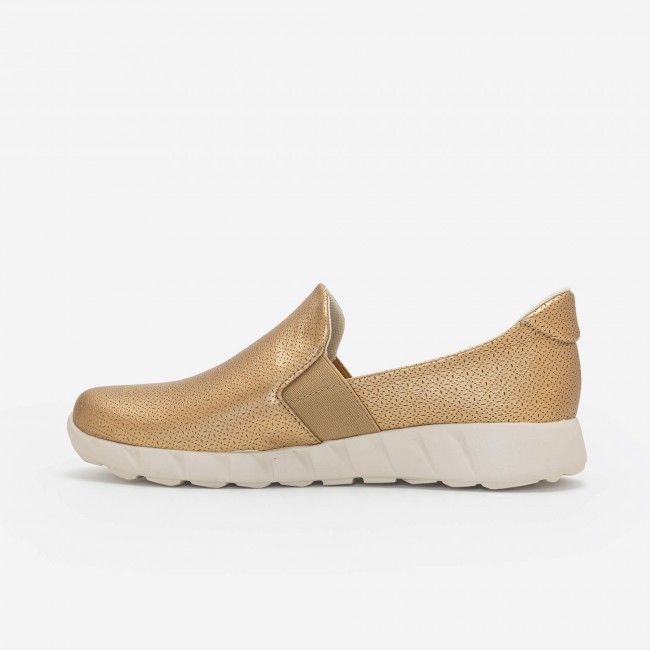 Tênis Slip On Comfort em Material Texturizado Champagne