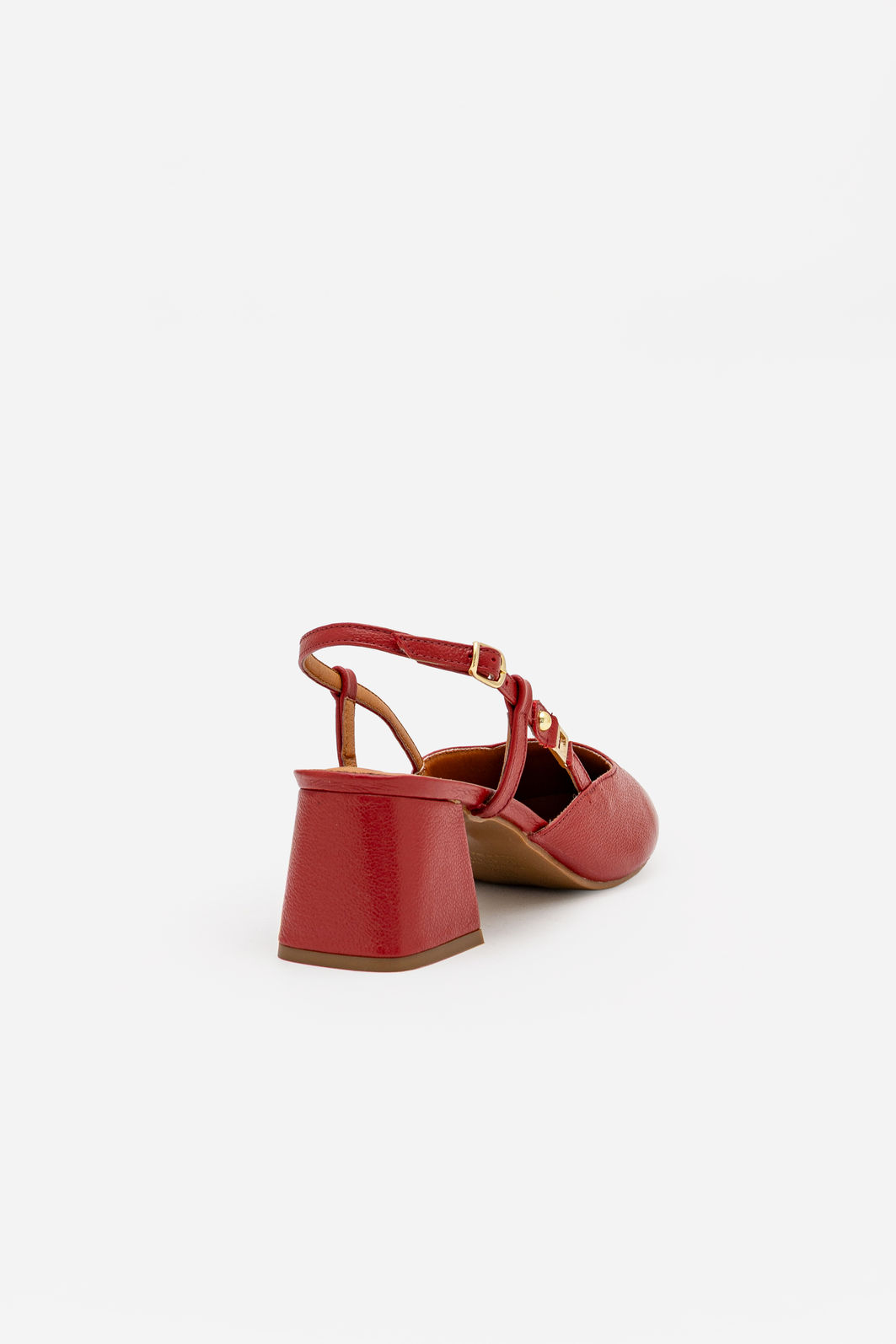 Chanel em Couro com Salto Bloco Vermelho Chanel em Couro com Salto Bloco Vermelho