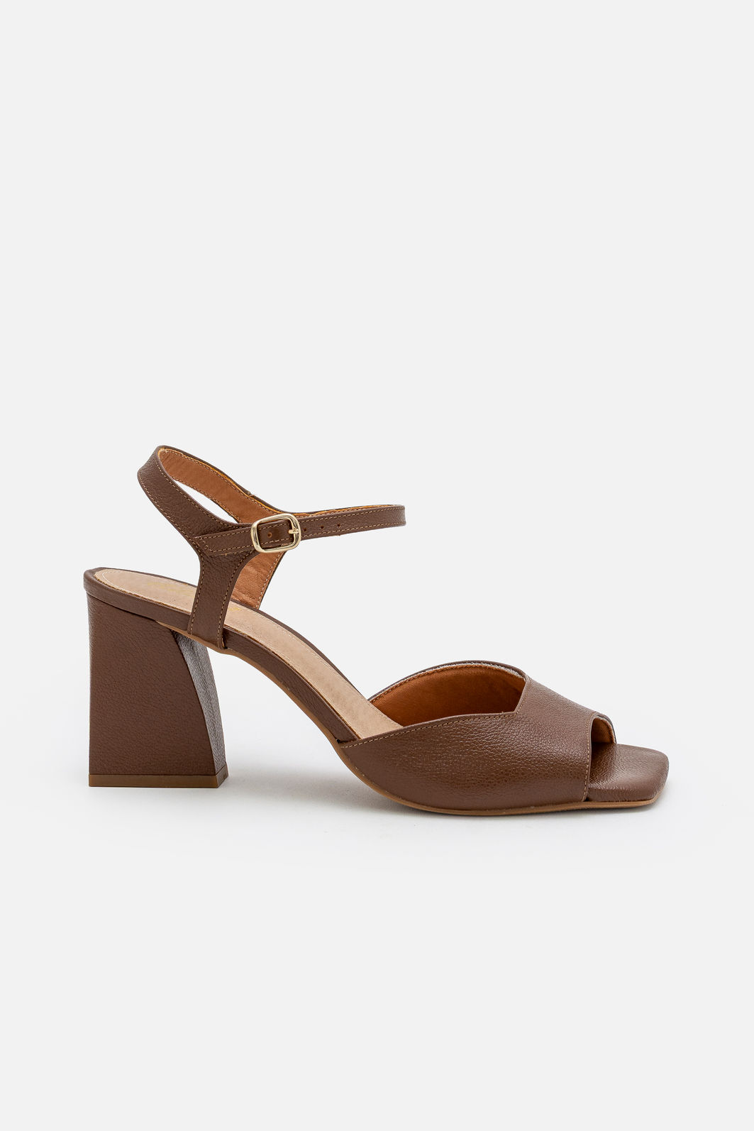 Sandália Elegante com Salto Bloco em Couro Café Sandália Elegante com Salto Bloco em Couro Café