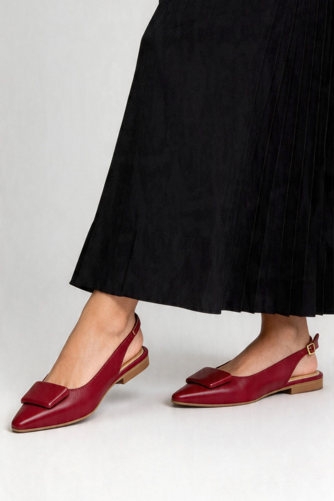 Chanel Rasteiro com Enfeite Bordô