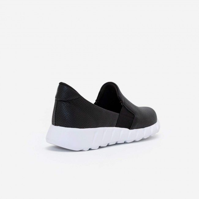 Tênis Slip On Comfort em Material Texturizado Preto