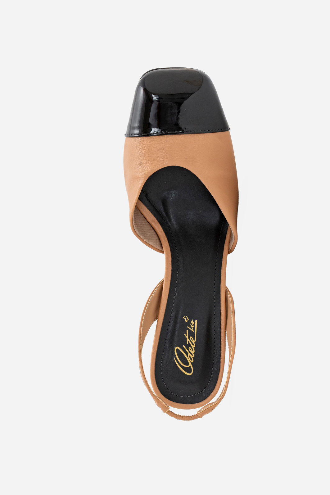 Slingback com Bico Quadrado Preto e Salto Blocão Amêndoa Slingback com Bico Quadrado Preto e Salto Blocão Amêndoa