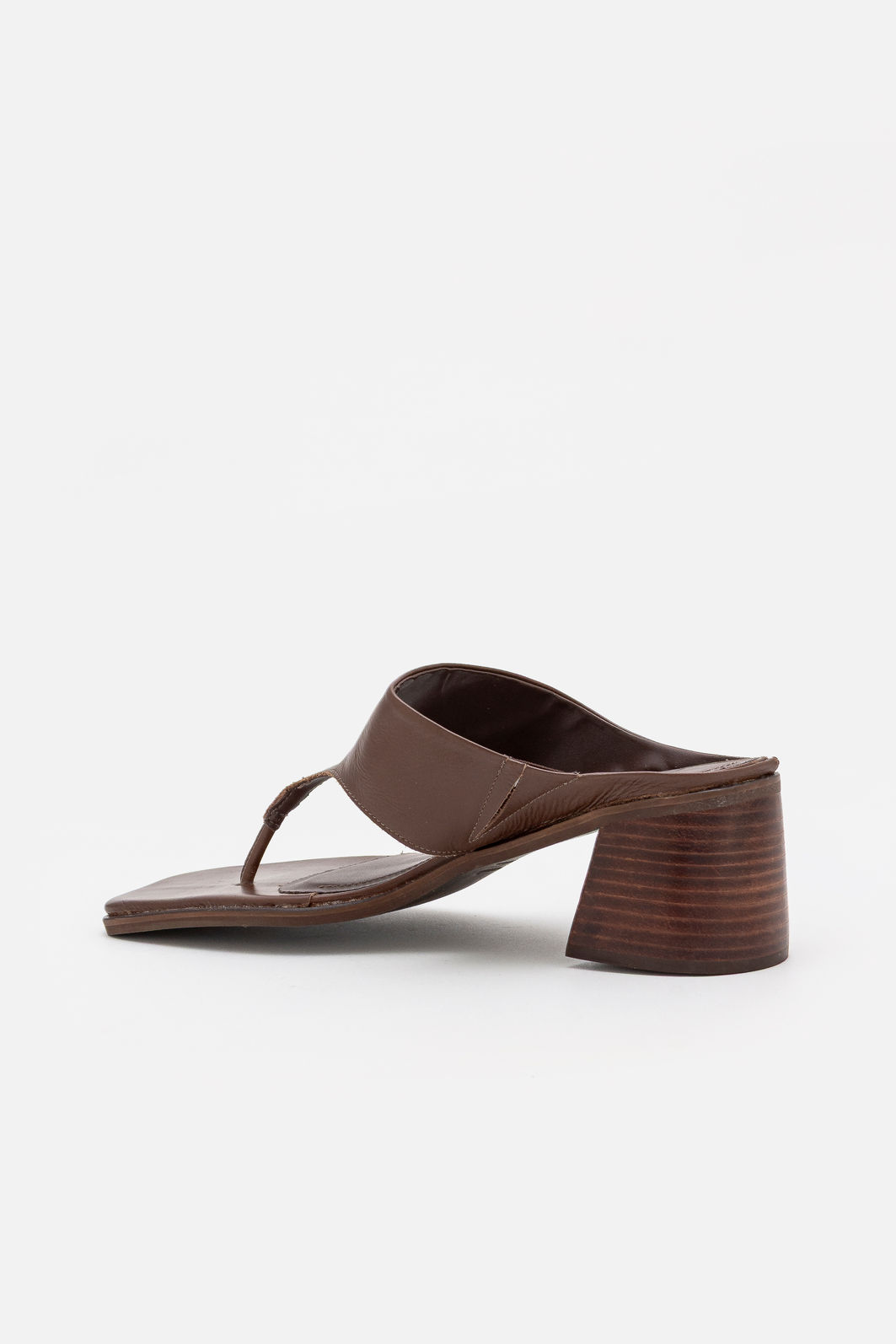 Mule Minimalista em Couro com Salto Blocão Café Mule Minimalista em Couro com Salto Blocão Café
