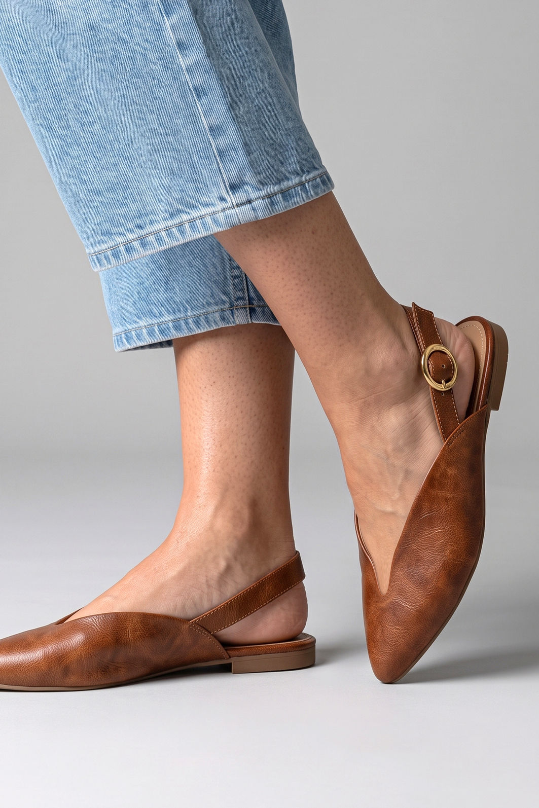 Slingback com Decote Tostado Slingback com Decote Tostado