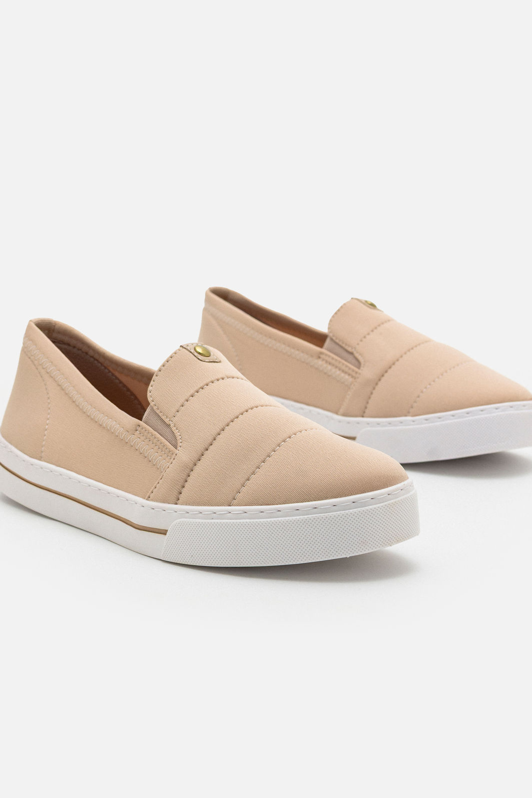 Tênis Slip On com Solado Alto Amêndoa Tênis Slip On com Solado Alto Amêndoa