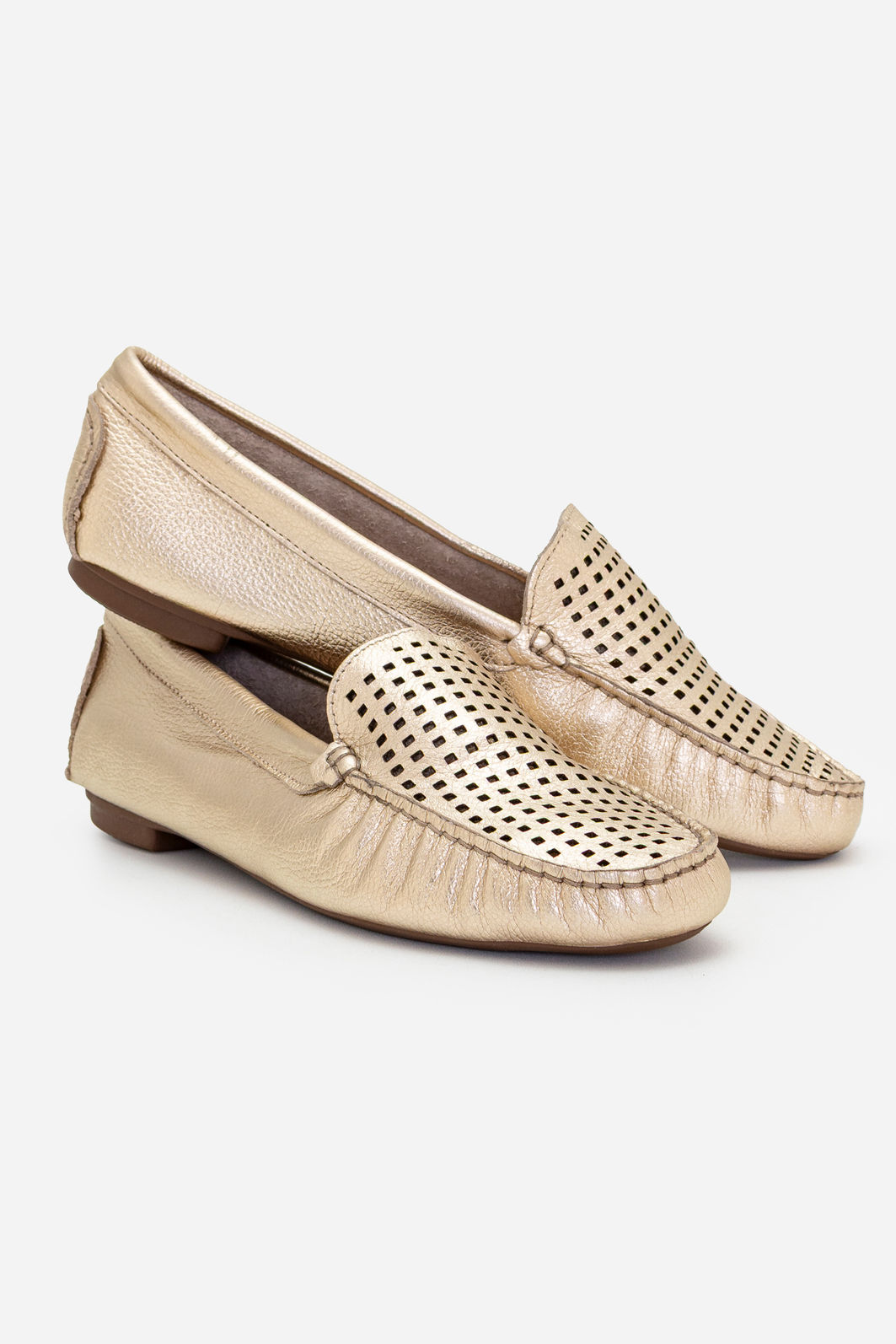 Mocassim em Couro com Recortes Muito Macio Champagne Mocassim em Couro com Recortes Muito Macio Champagne
