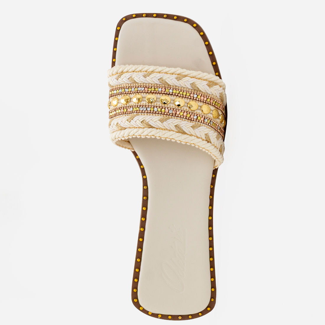 Rasteira com Tira Larga Bordada Off White Rasteira com Tira Larga Bordada Off White