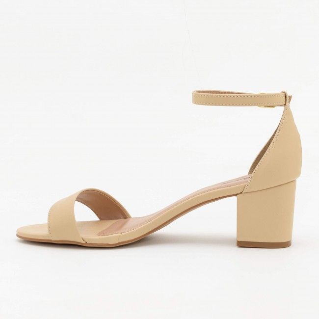 Sandália Tem Que Ter Delicada Amêndoa Sandália Tem Que Ter Delicada Amêndoa