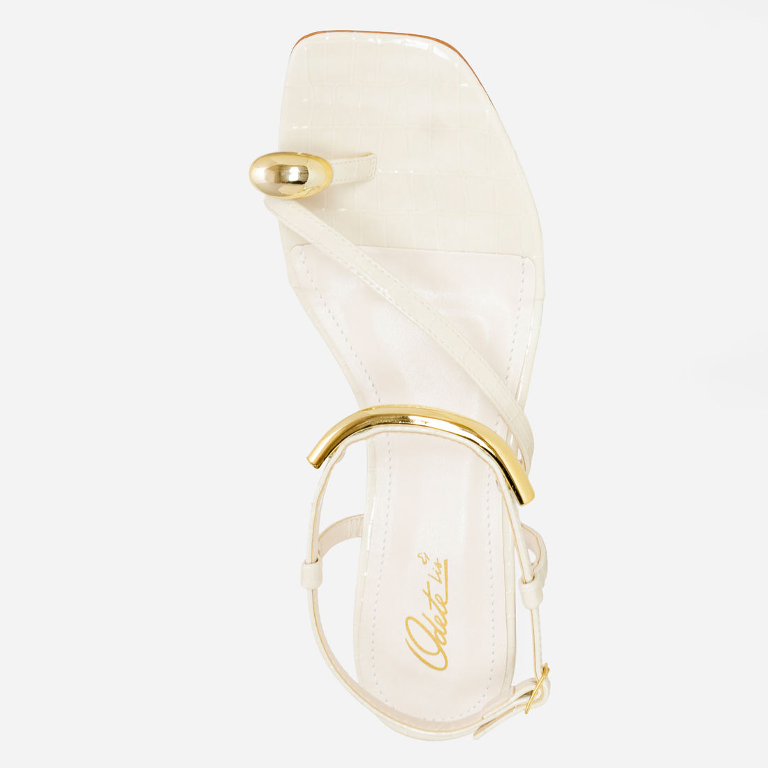 Sandália Croco com Enfeites Metálicos e Salto Cromado Off White Sandália Croco com Enfeites Metálicos e Salto Cromado Off White
