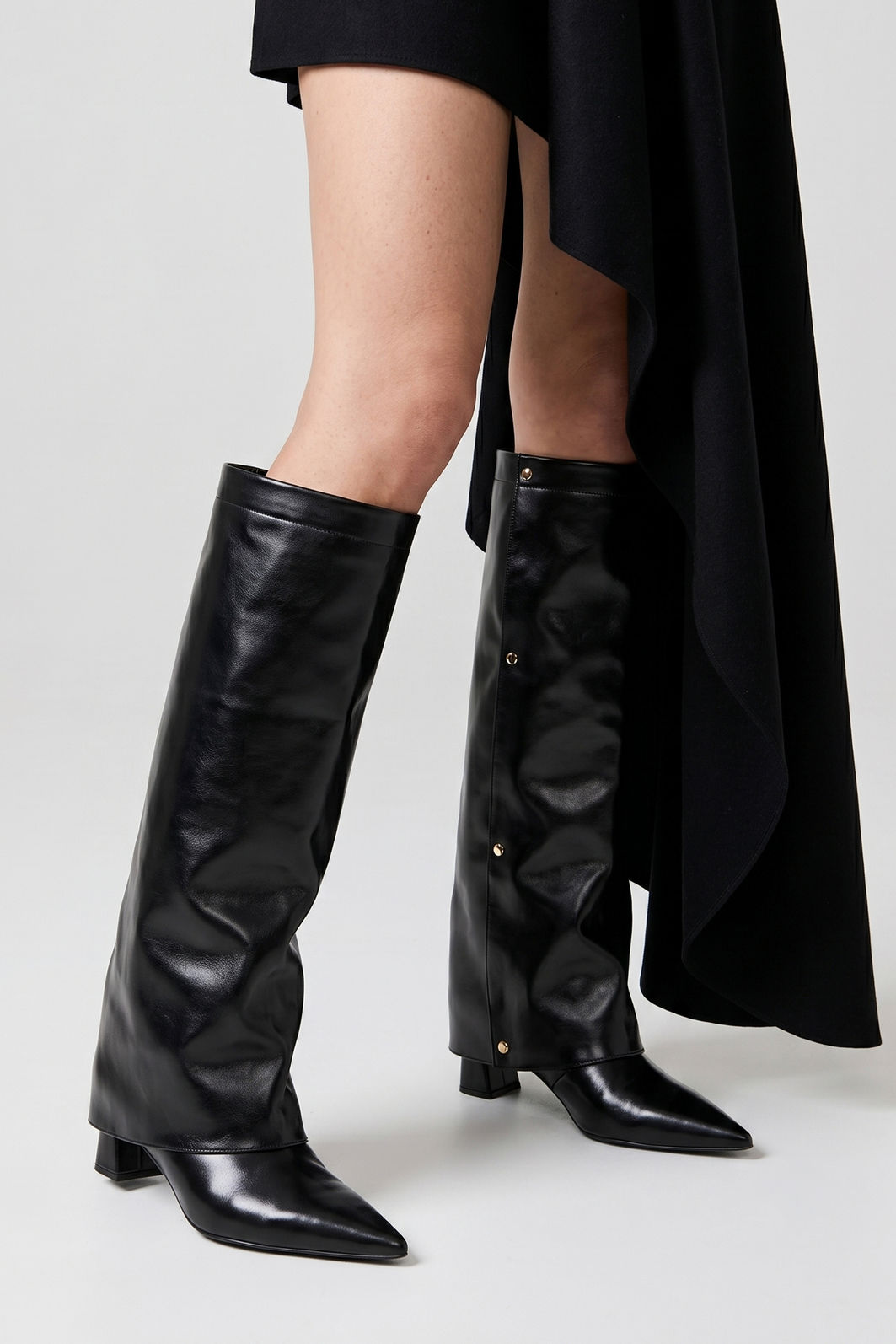 Bota Cano Longo com Capa e Salto Bloco Preta Bota Cano Longo com Capa e Salto Bloco Preta