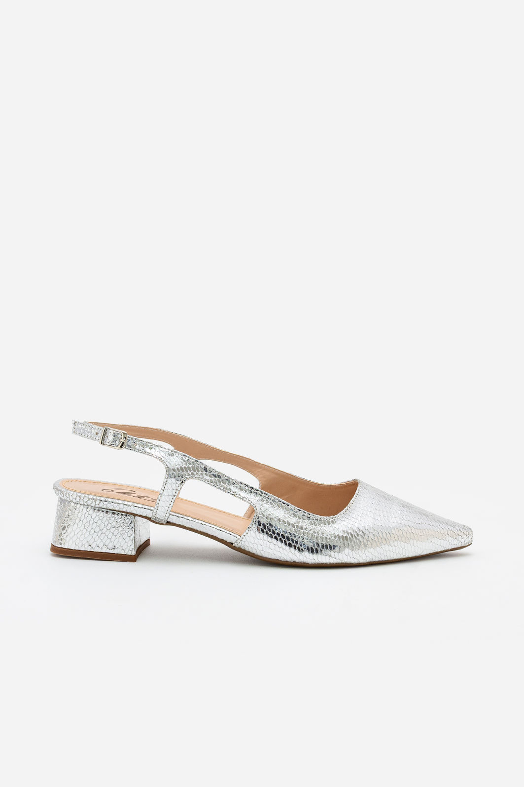 Slingback Texturizado com Salto Baixo Prata Slingback Texturizado com Salto Baixo Prata