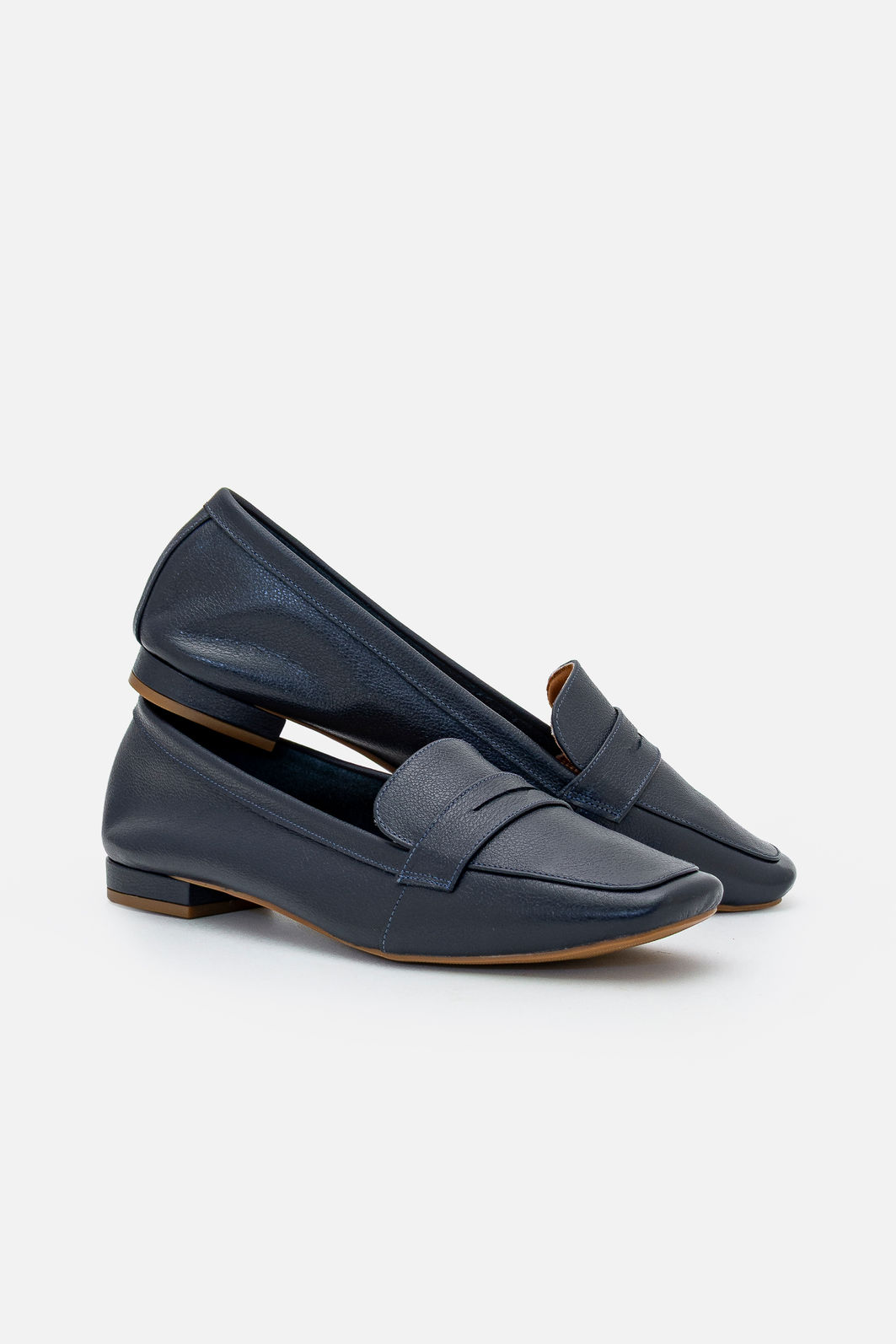 Mocassim Elegante em Couro Marinho Mocassim Elegante em Couro Marinho