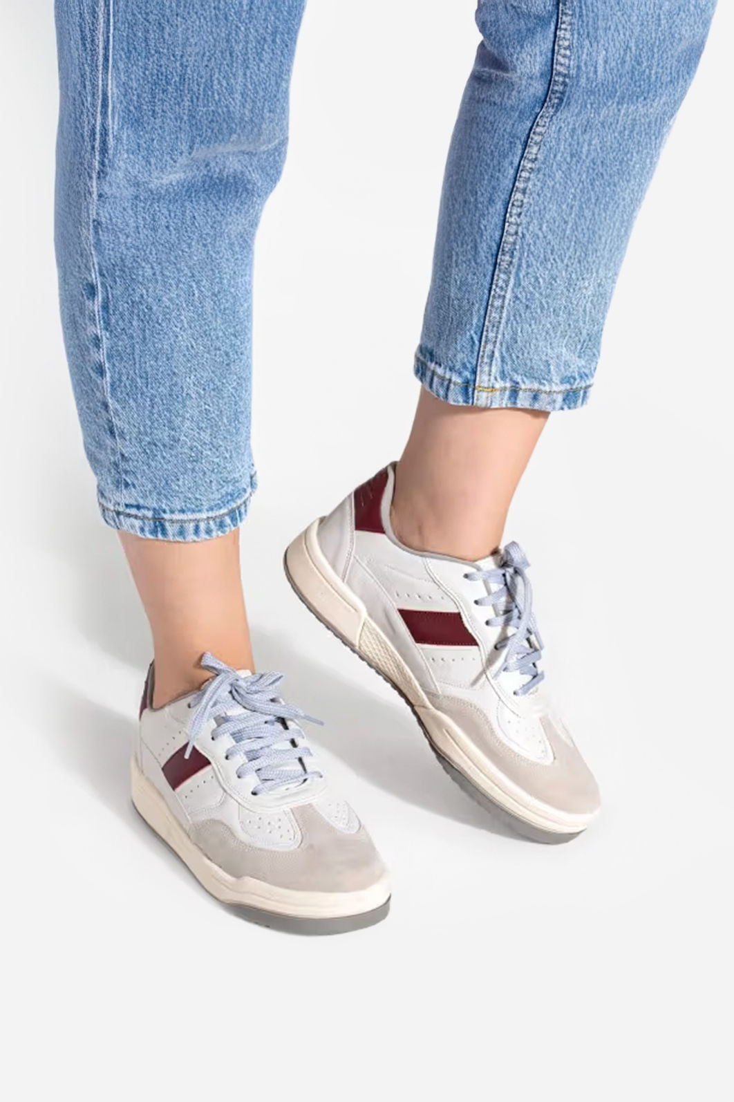 Tênis Casual Retrô Bordo Tênis Casual Retrô Bordo