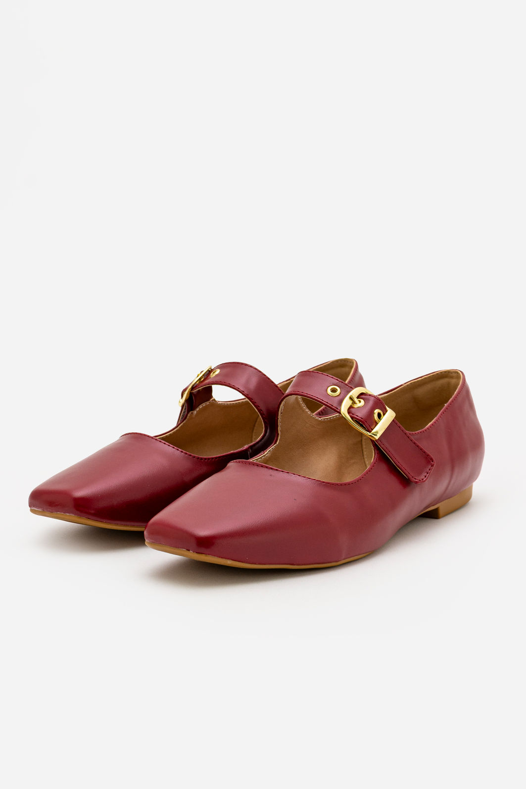Sapatilha com Fivela Bordo Sapatilha com Fivela Bordo