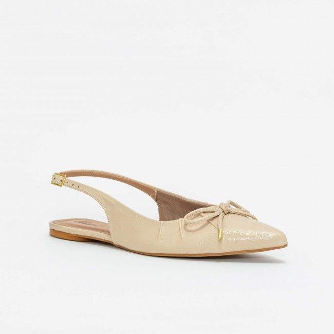 Slingback em Verniz Delicado Amêndoa Slingback em Verniz Delicado Amêndoa