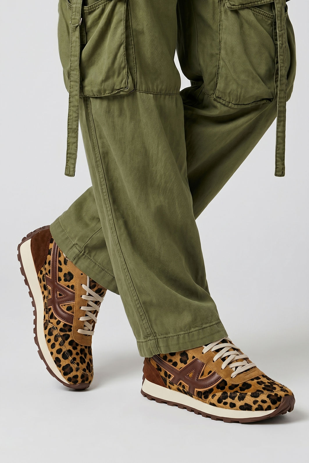 Tênis Jogger Estiloso Onça Tênis Jogger Estiloso Onça