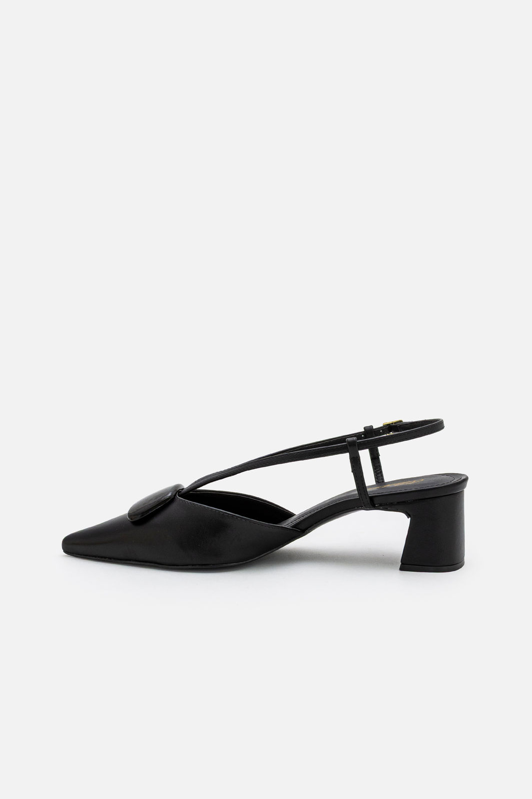 Chanel Com Salto Bloco e Enfeite Preto Chanel Com Salto Bloco e Enfeite Preto