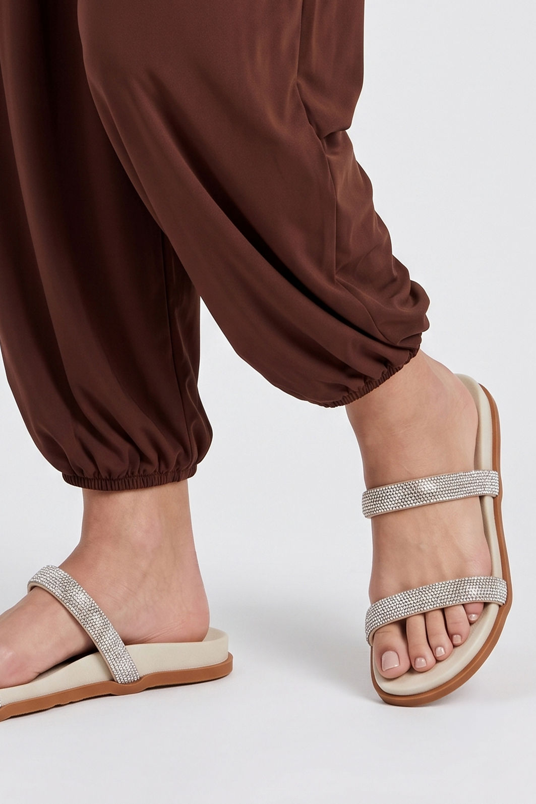 Papete com Tiras em Brilho Off White Papete com Tiras em Brilho Off White