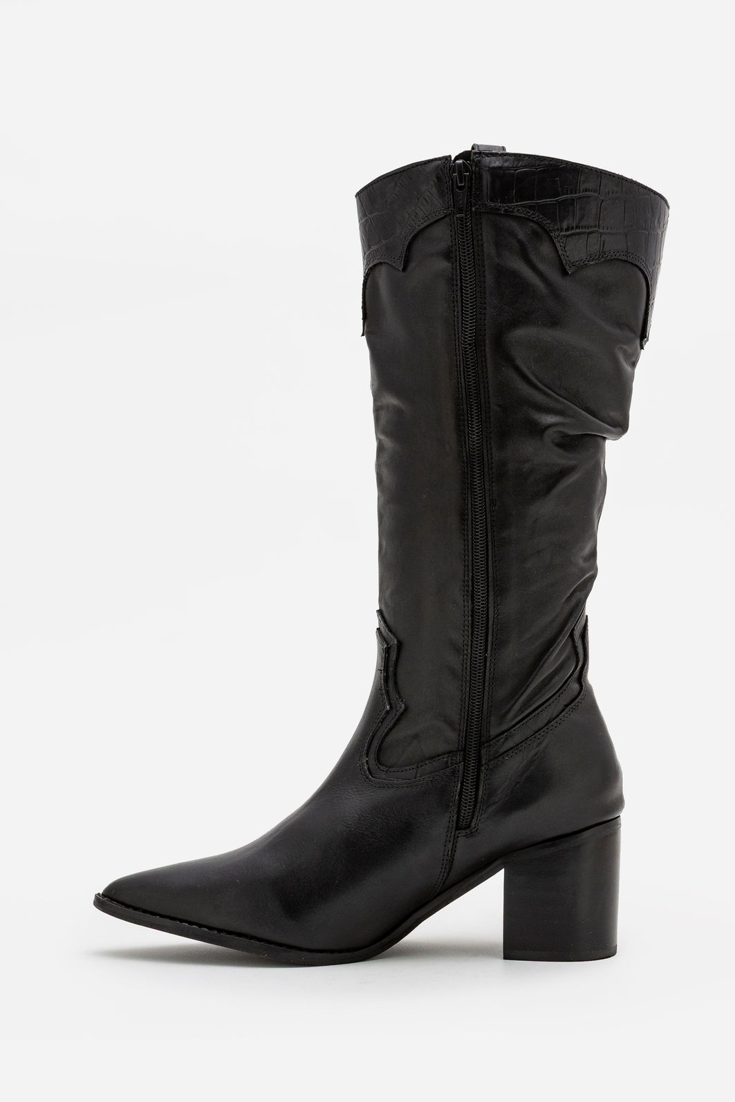 Bota em Couro Western Cano Longo Franzido Preta Bota em Couro Western Cano Longo Franzido Preta