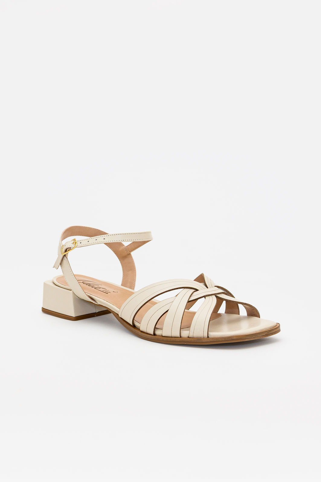 Sandália em Couro com Tiras Delicadas Off White Sandália em Couro com Tiras Delicadas Off White