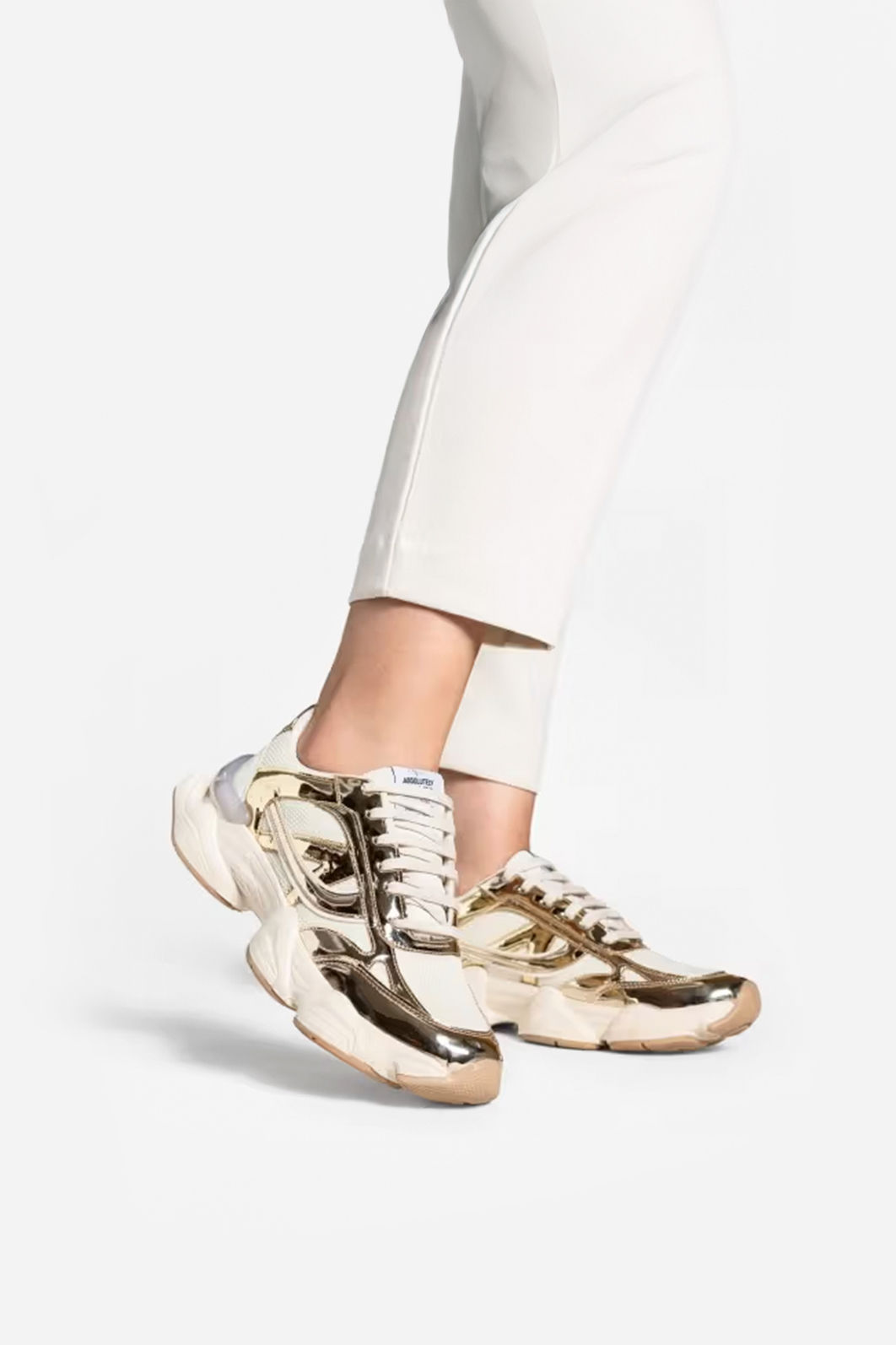 Tênis Retrô Esportivo Ouro