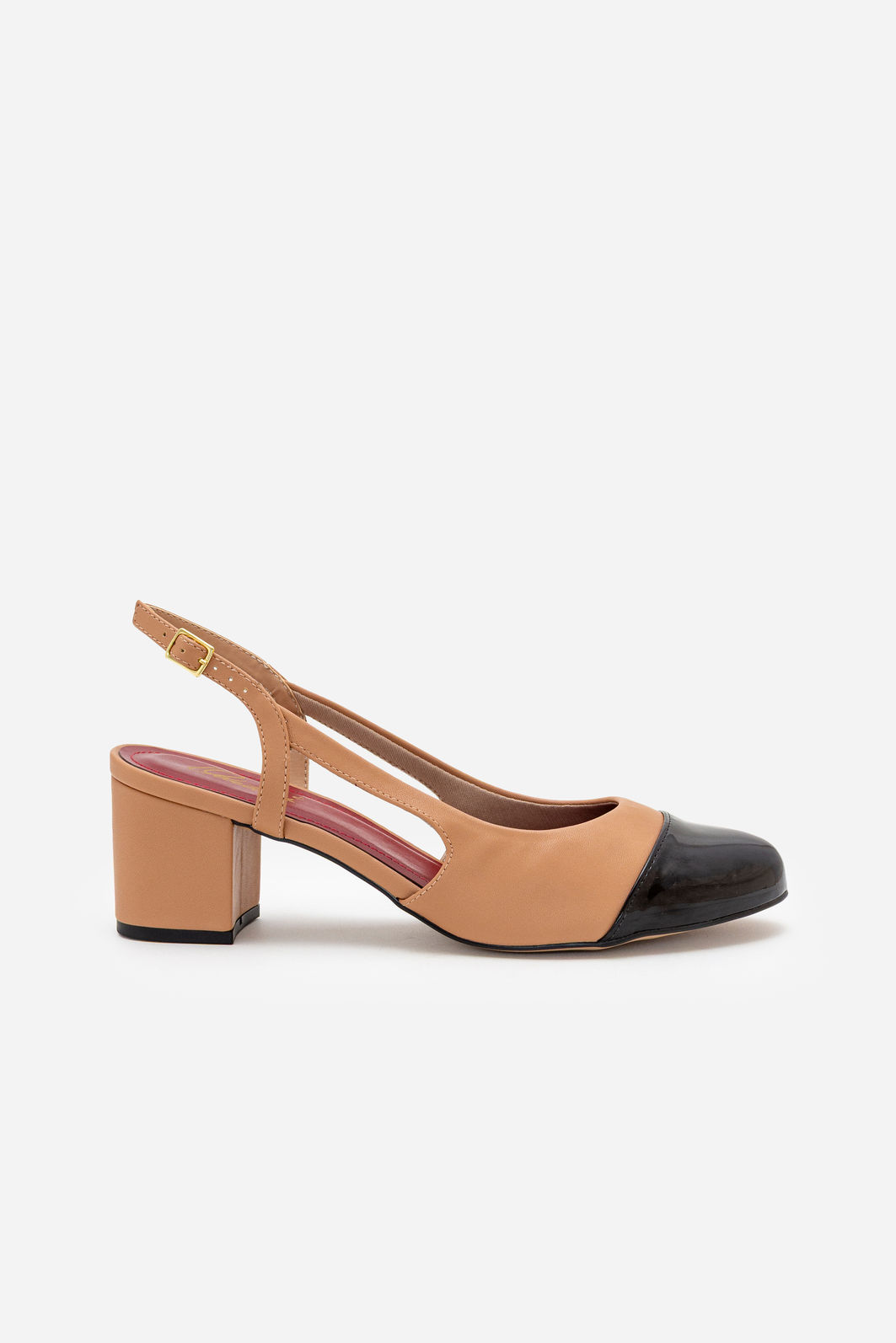 Slingback com Biqueira Preta e Salto Bloco Amêndoa Slingback com Biqueira Preta e Salto Bloco Amêndoa