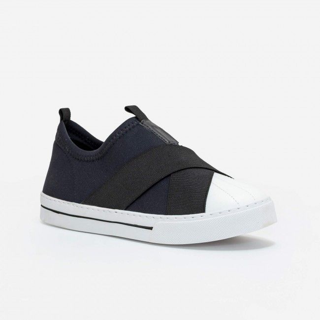 Tênis em Neoprene com Elástico Preto Tênis em Neoprene com Elástico Preto